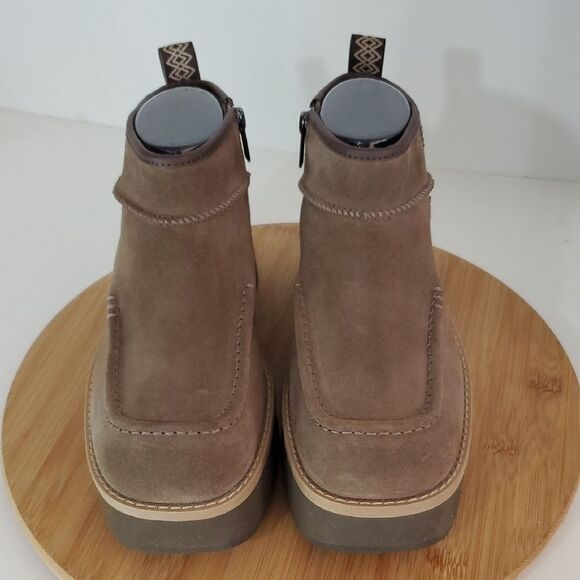 UGG Cityfunc Ultra Mini Platform Boots Women's 8 Hickory NWOB - Picture 4 of 14